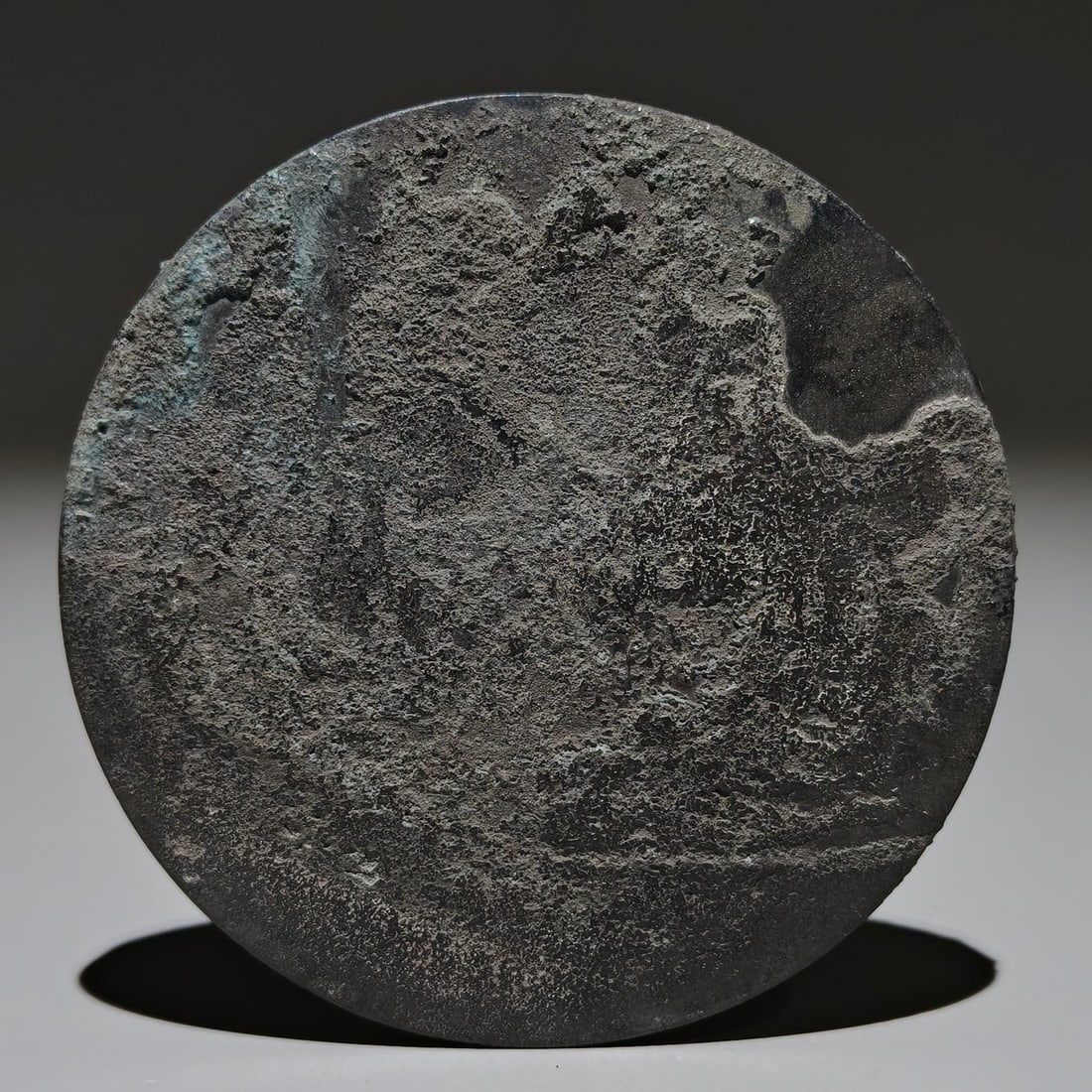 An Archaic Bronze Bird Pattern Round Mirror - 8
