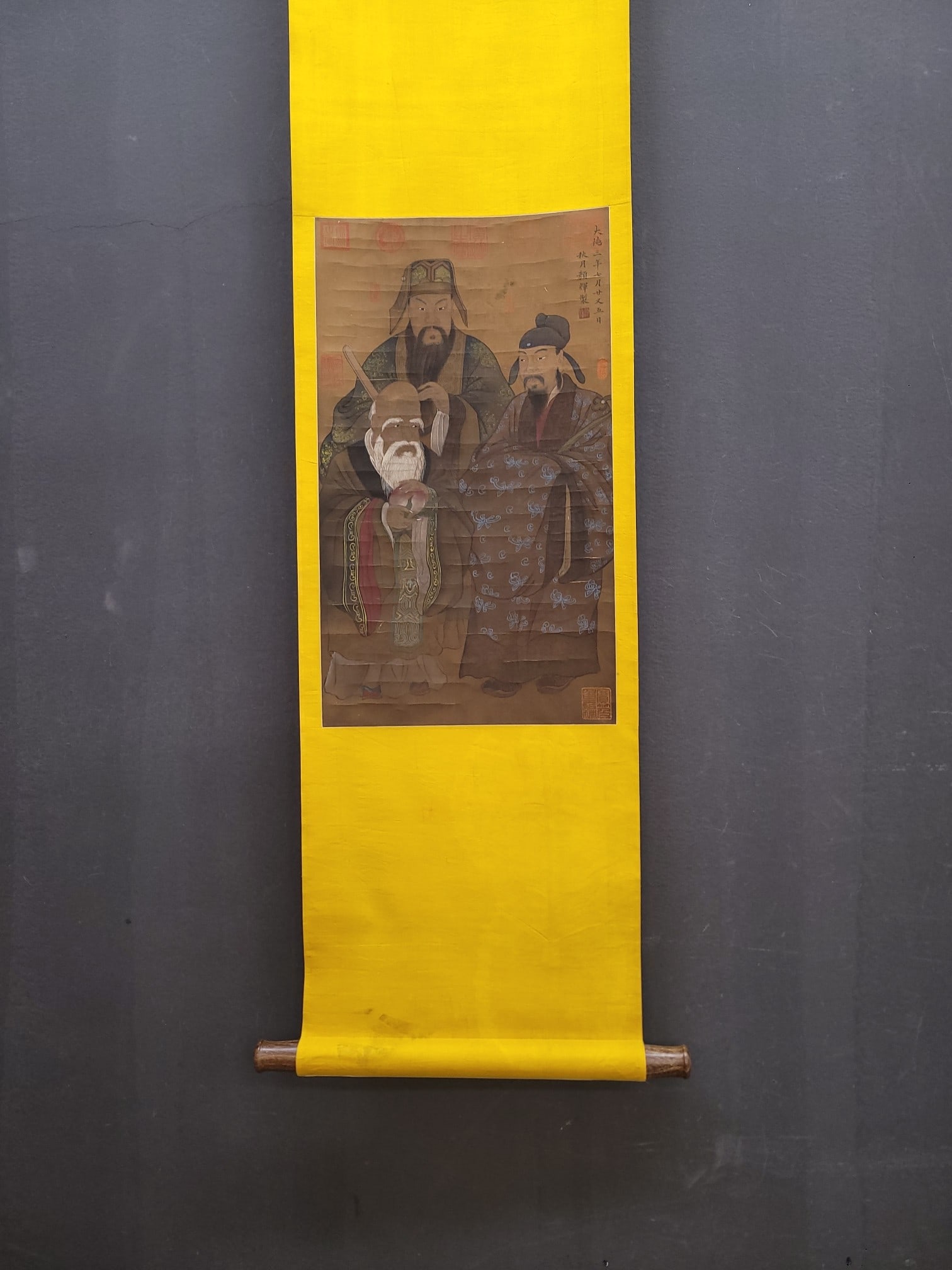 A Chinese Vertical Scroll Ink Painting of Figure on Silk,Yan Hui: A Chinese Vertical Scroll Ink Painting of Figure on Silk,Yan Hui,Size:(Without frame)22.4inx13in 一幅中国水墨绢本人物画立轴