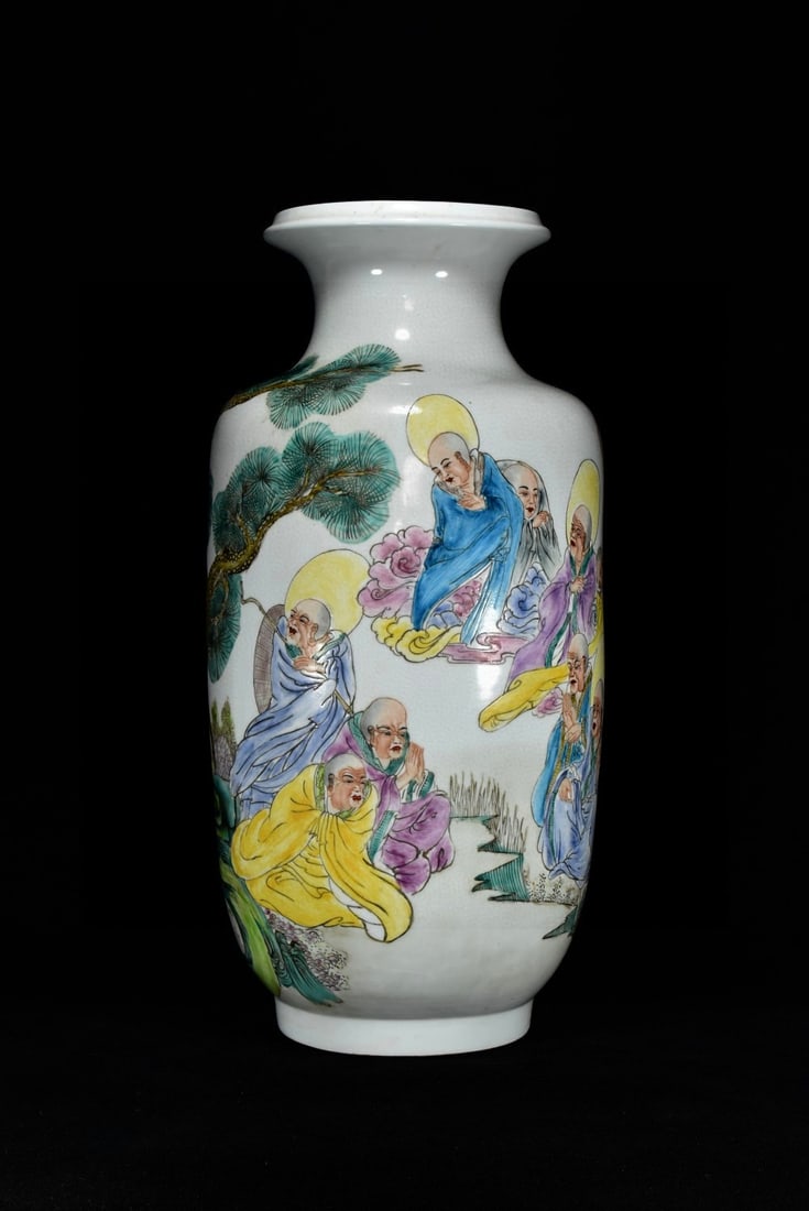 A Huge Famille-Rose Arhat Pattern Vase - 3