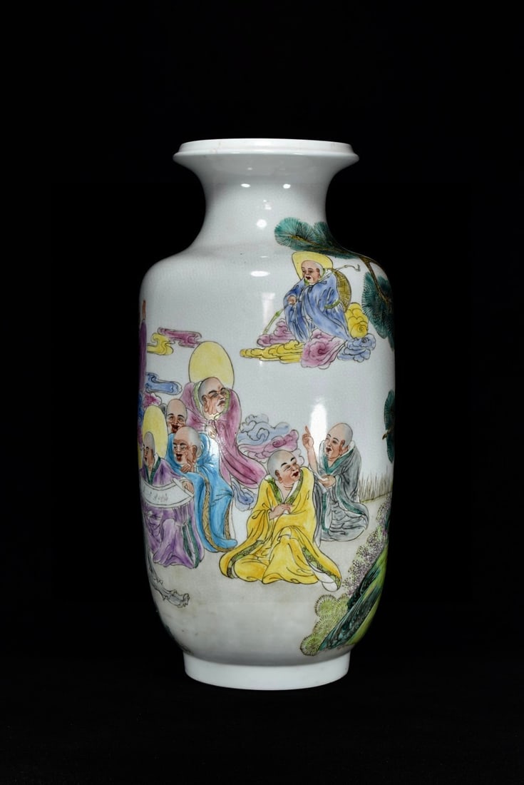 A Huge Famille-Rose Arhat Pattern Vase - 4