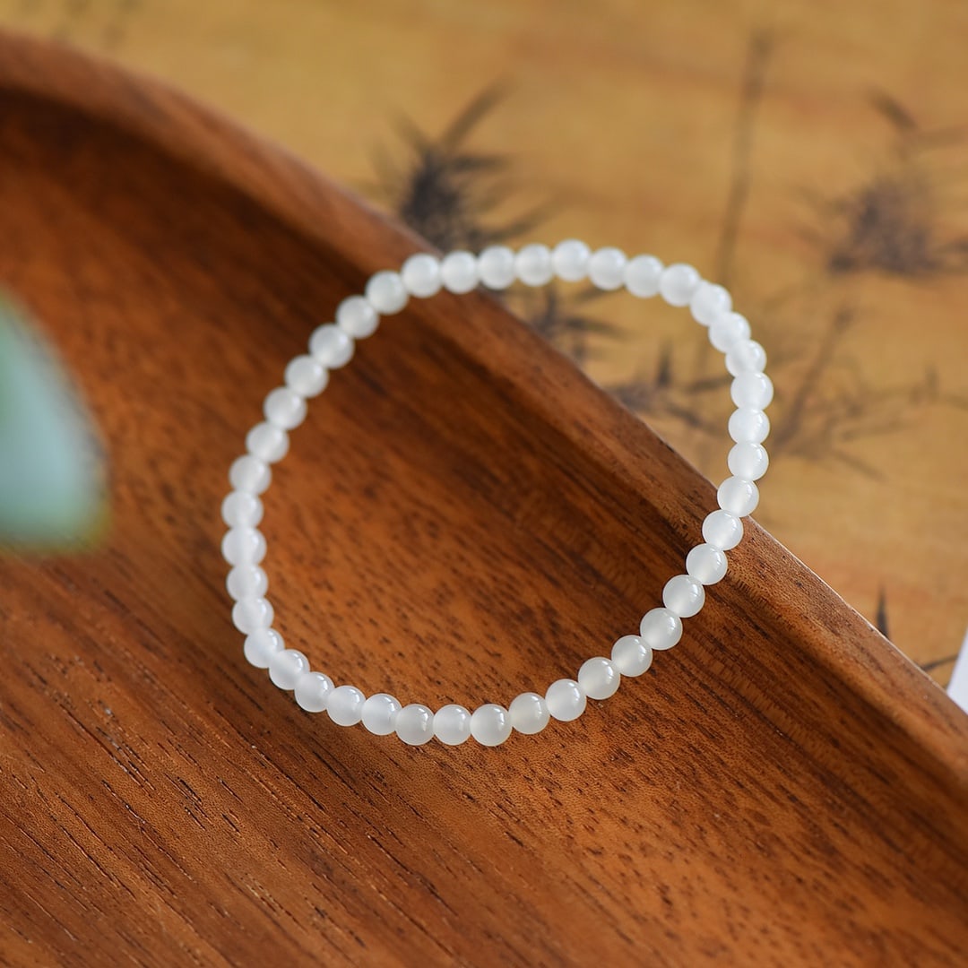 An Exquisite White Jade Bracelets - 2