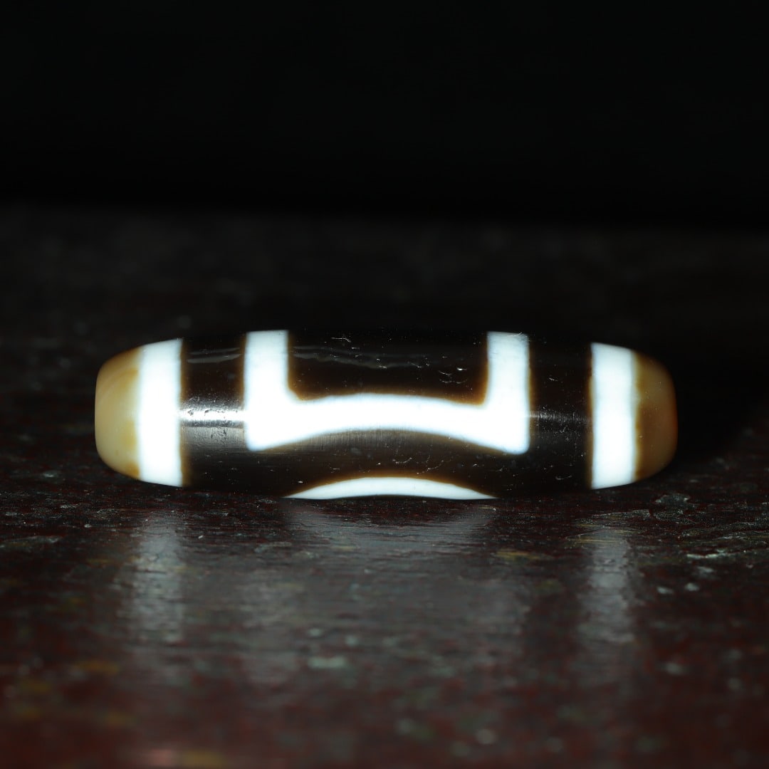 An Exquisite Dzi Bead Pendant - 8