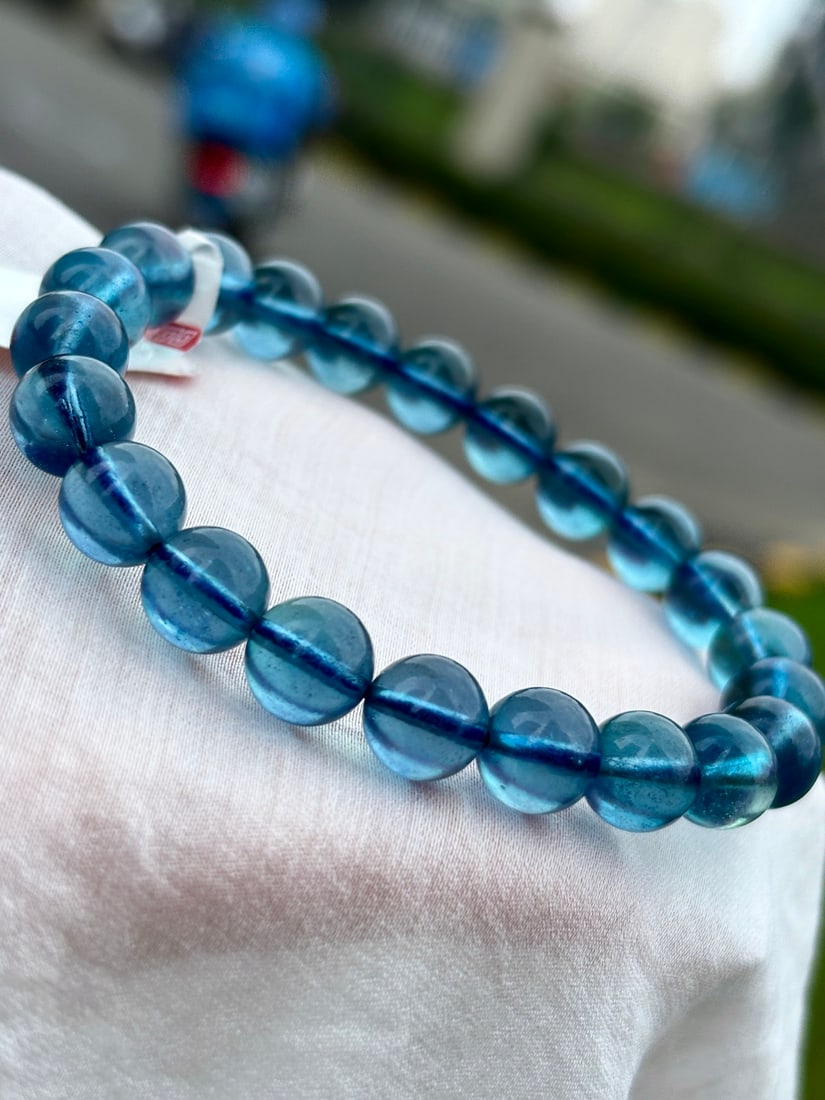 An Exquisite Aquamarine Bracelets: An Exquisite Aquamarine Bracelets,Size:8.6mm,Weight:19.8g 海蓝宝手串