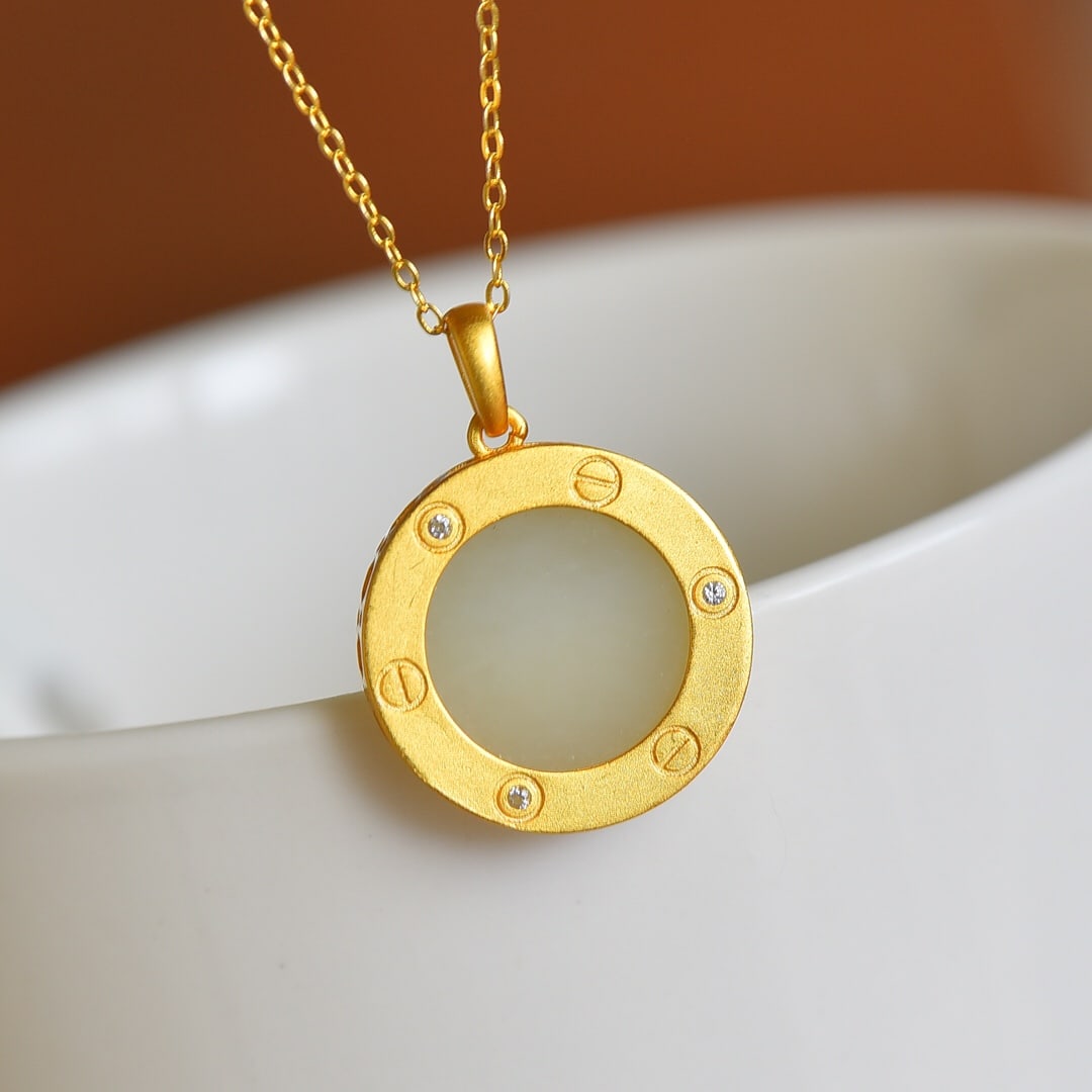 An Exquisite Sterling Silver-Gold Plated Inlaid White Jade Pendant , Inlaid Diamond: Sterling Silver-Gold Plated Inlaid White Jade Pendant , Inlaid Diamond , Size :16mmx16mm 