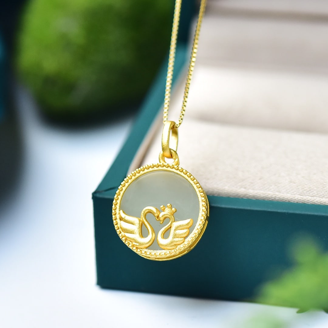 An Exquisite Sterling Silver-Gold Plated Inlaid White Jade Pendant: An Exquisite Sterling Silver-Gold Plated Inlaid White Jade Pendant 纯银镀金镶白玉吊坠
