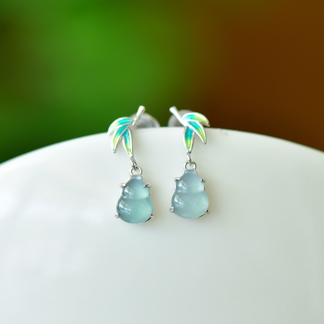 A Pair of Exquisite Sterling Silver Inlaid Jadeite Gourd Earrings (1 of 6)