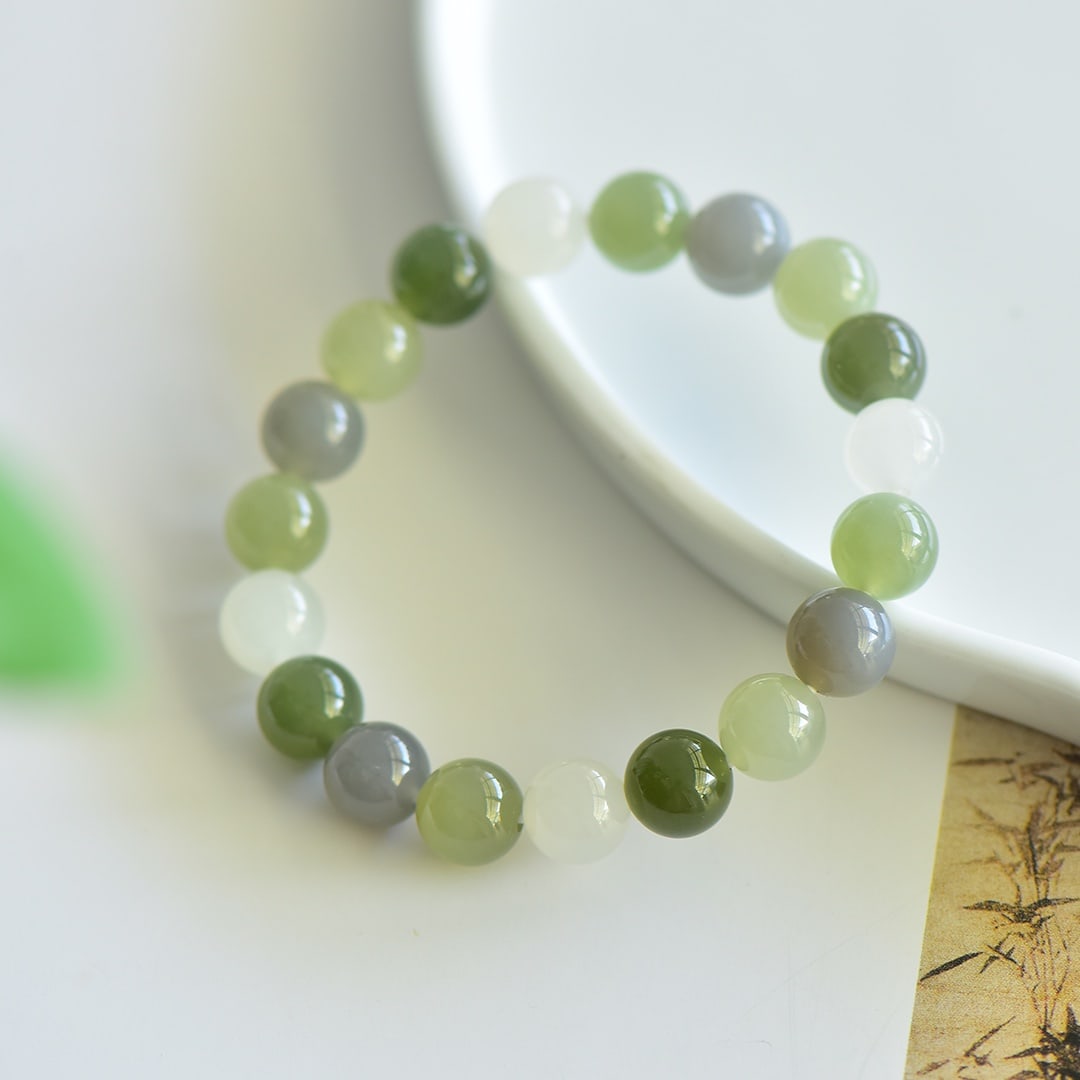 An Exquisite Multi-Gem Bracelets - 3