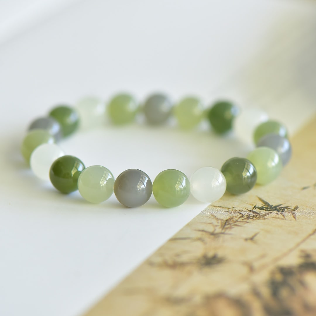 An Exquisite Multi-Gem Bracelets - 4