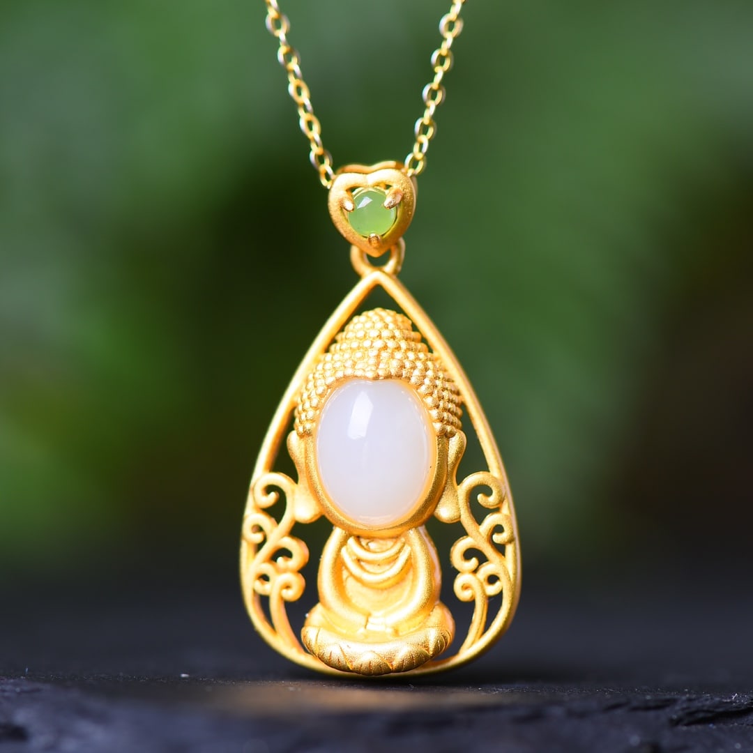 An Exquisite Sterling Silver-Gold Plated Inlaid White Jade Pendant: An Exquisite Sterling Silver-Gold Plated Inlaid White Jade Pendant,Size:7mmx9mm 纯银镀金镶白玉吊坠