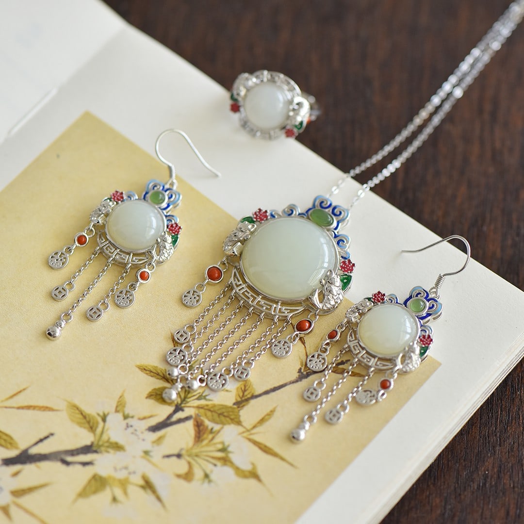 A Set of Fine Sterling Silver Inlaid White Jade Enamel Jewelries: A Set of Fine Sterling Silver Inlaid White Jade Enamel Jewelries 一套纯银镶白玉珐琅首饰