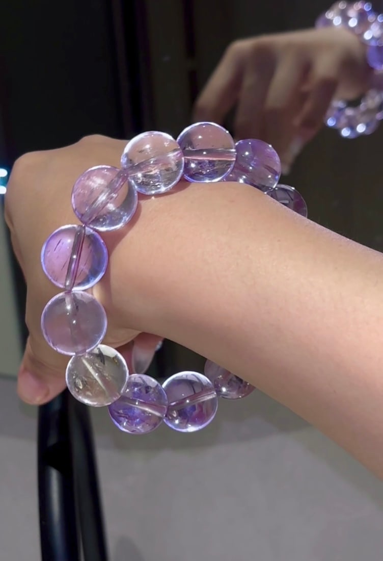 An Exquisite Crystal Bracelets - 3