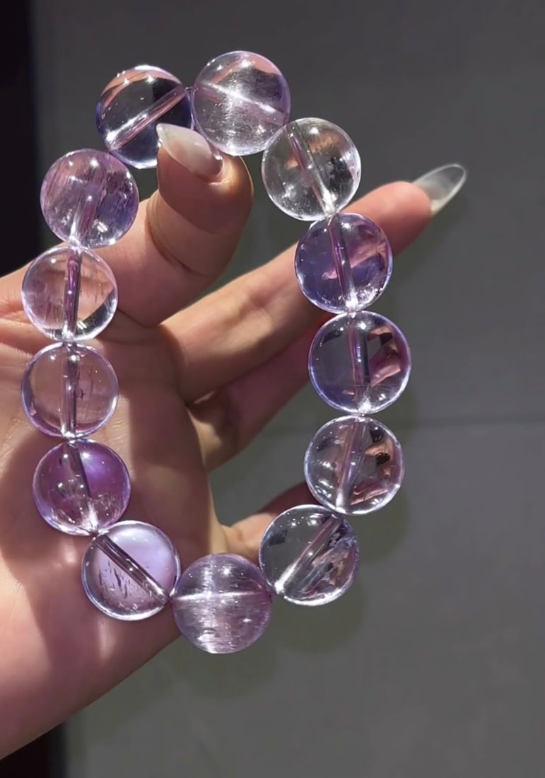 An Exquisite Crystal Bracelets - 5