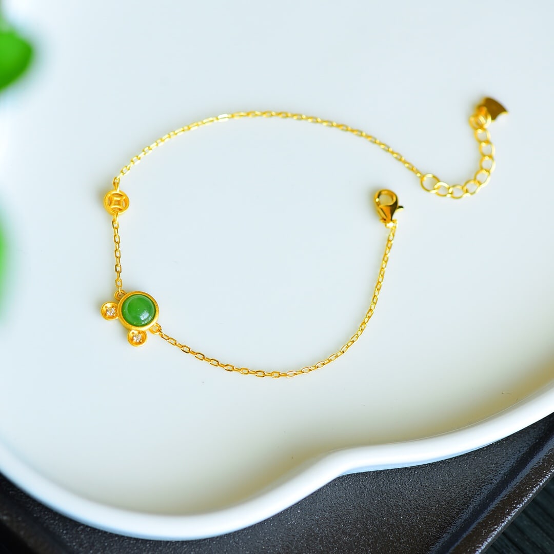 An Exquisite Sterling Silver-Gold Plated Inlaid Jasper Bracelet: An Exquisite Sterling Silver-Gold Plated Inlaid Jasper Bracelet 纯银镀金镶碧玉手链