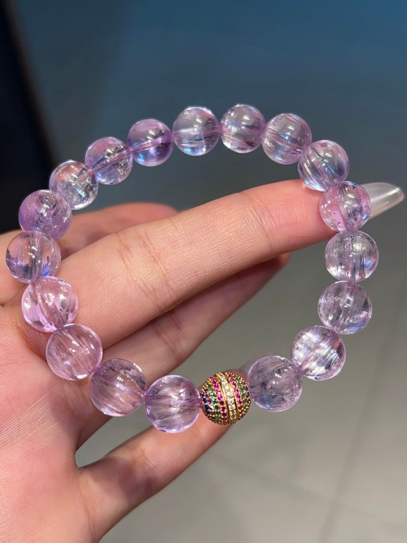 An Exquisite Crystal Bracelets - 2