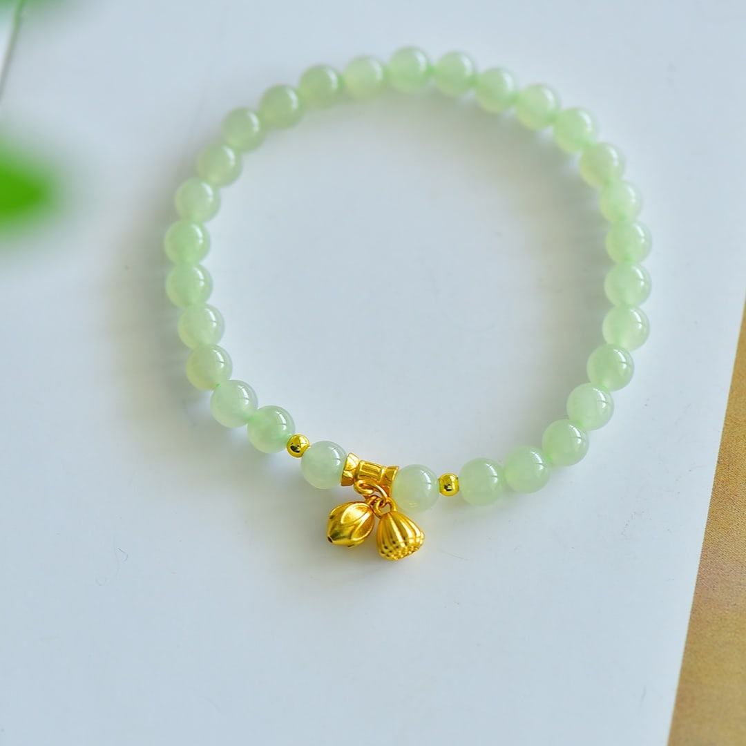 An Exquisite Greenish Jade Bracelets - 5