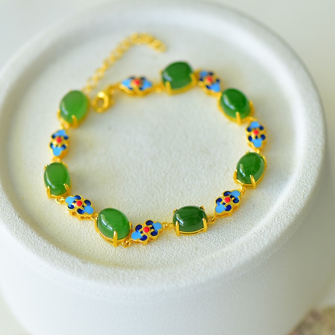 An Exquisite Sterling Silver-Gold Plated Inlaid Jasper Enamel Bracelet: An Exquisite Sterling Silver-Gold Plated Inlaid Jasper Enamel Bracelet,Size:7mmx9mm 纯银镀金镶碧玉珐琅手链