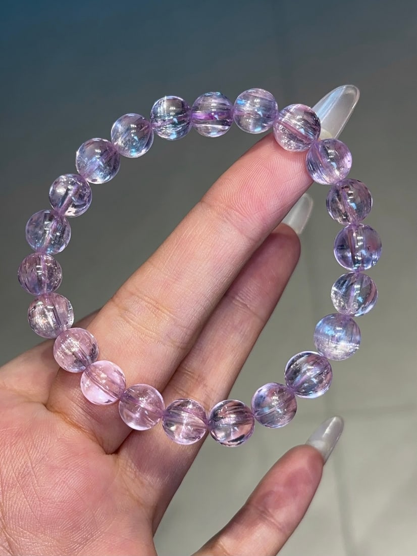 An Exquisite Crystal Bracelets - 2