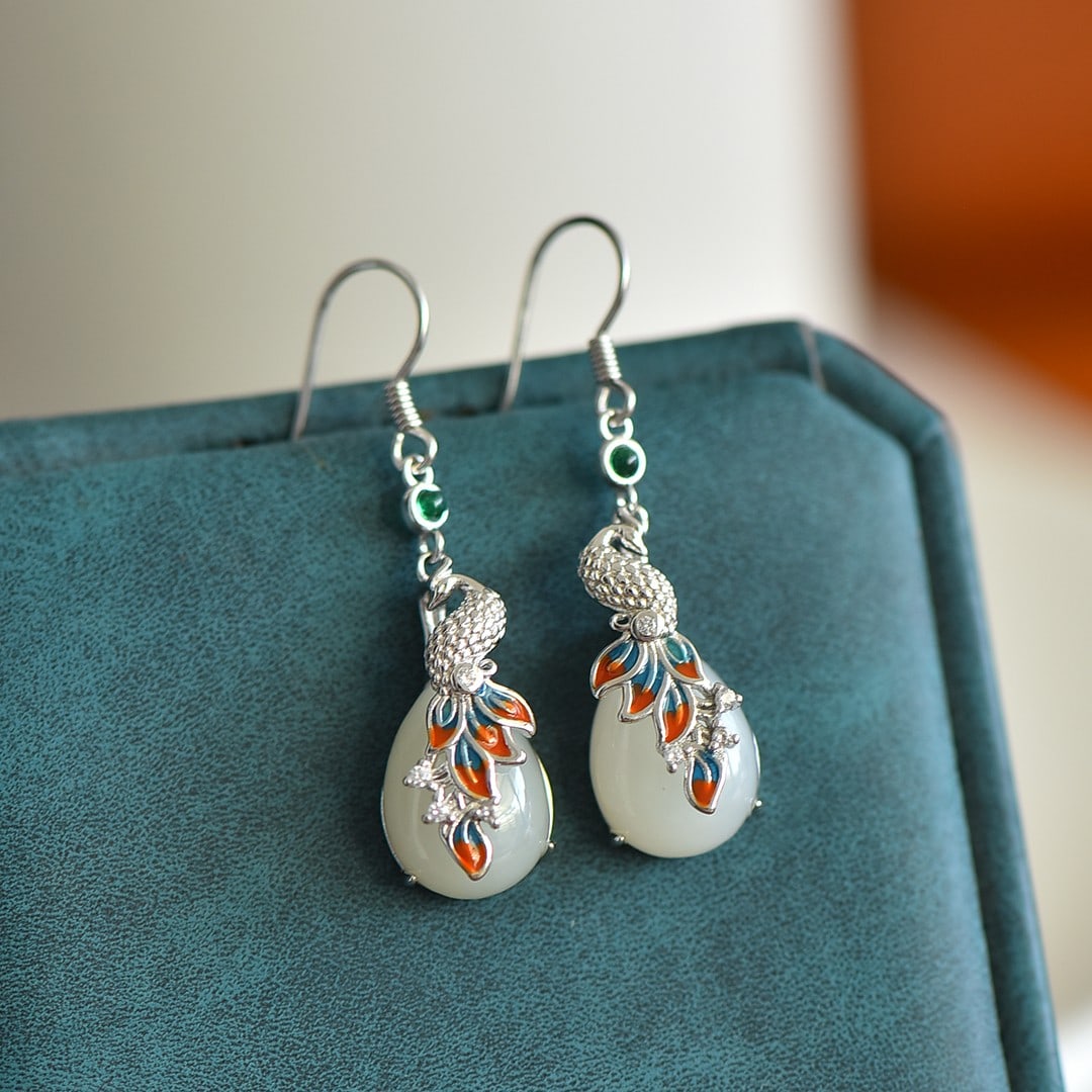 A Pair of Exquisite Sterling Silver-Gold Plated Inlaid White Jade Earrings,Inlaid Diamonds: A Pair of Exquisite Sterling Silver-Gold Plated Inlaid White Jade Earrings,Inlaid Diamonds,Size:10mmx14mm 