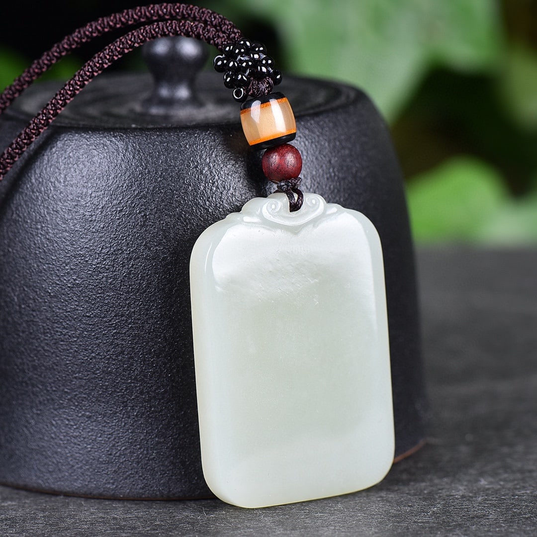 An Exquisite White Jade Pendant - 3