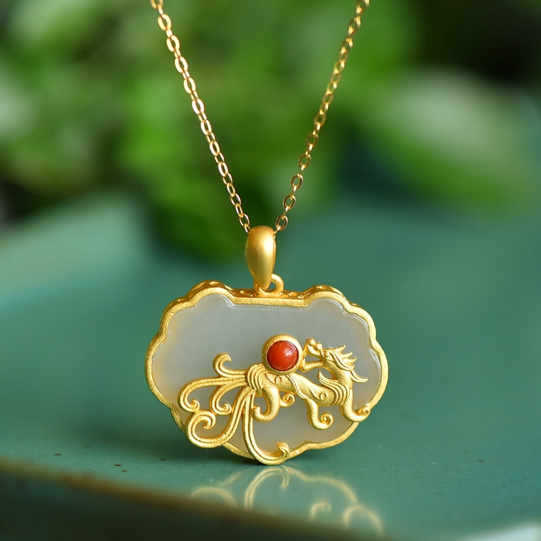 An Exquisite Sterling Silver-Gold Plated Inlaid White Jade Pendant: An Exquisite Sterling Silver-Gold Plated Inlaid White Jade Pendant 纯银镀金镶白玉吊坠