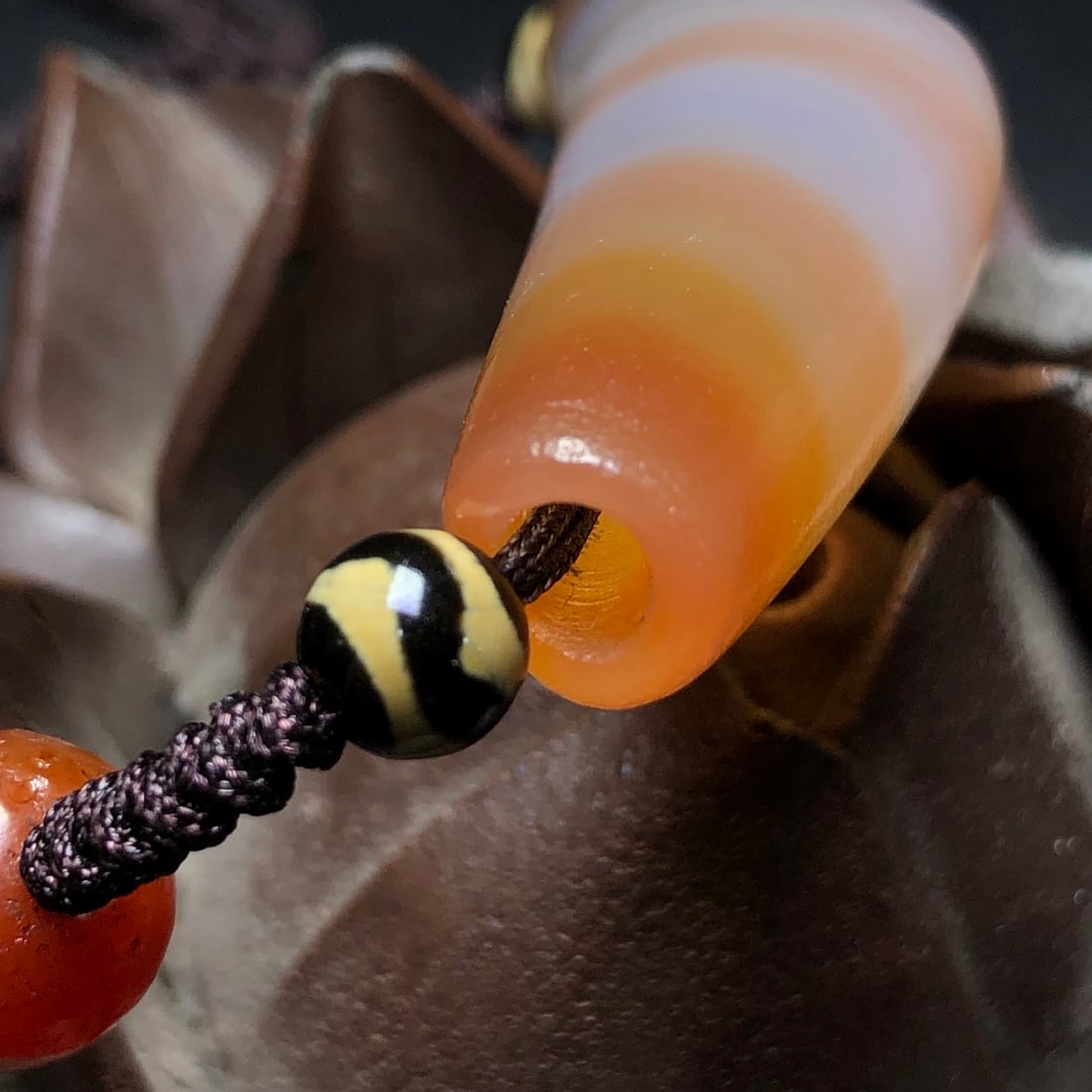 An Exquisite Dzi Bead Bracelets - 8