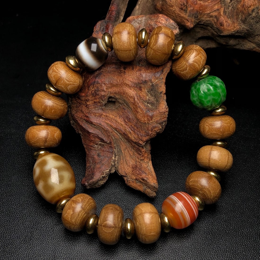 An Exquisite Dzi Bead Bracelets - 2