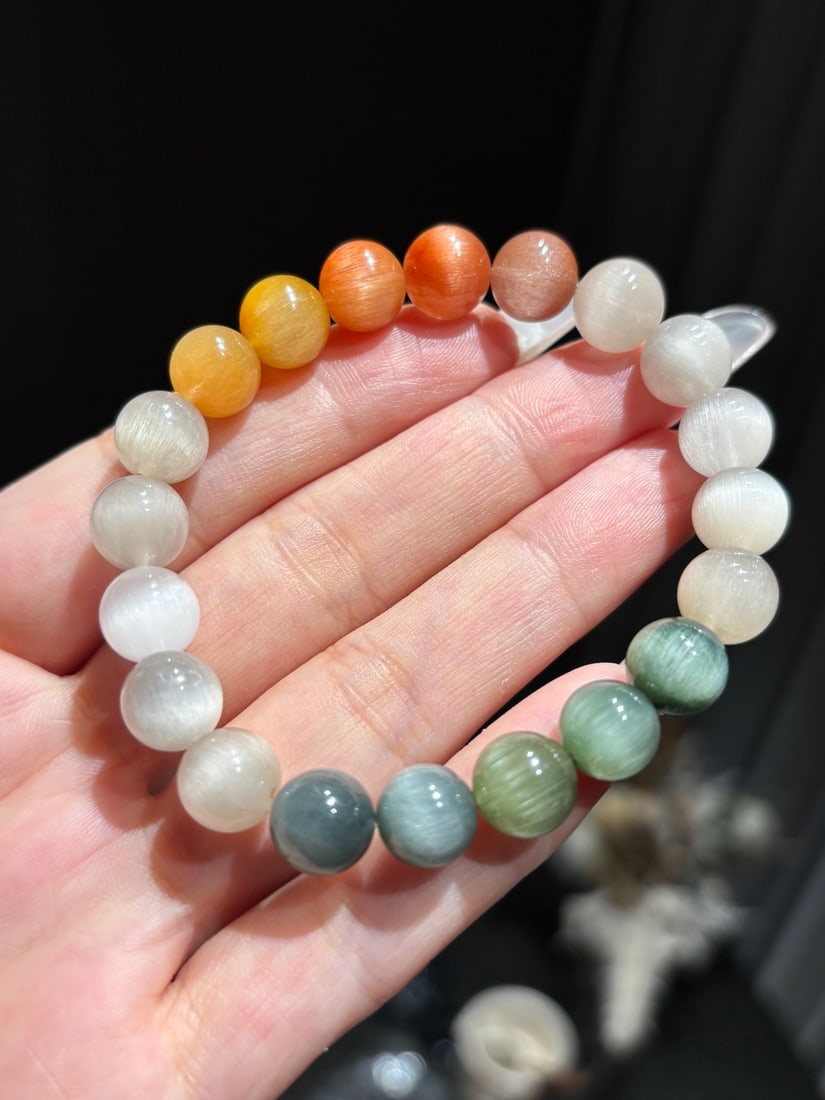 An Exquisite Crystal Bracelets - 2