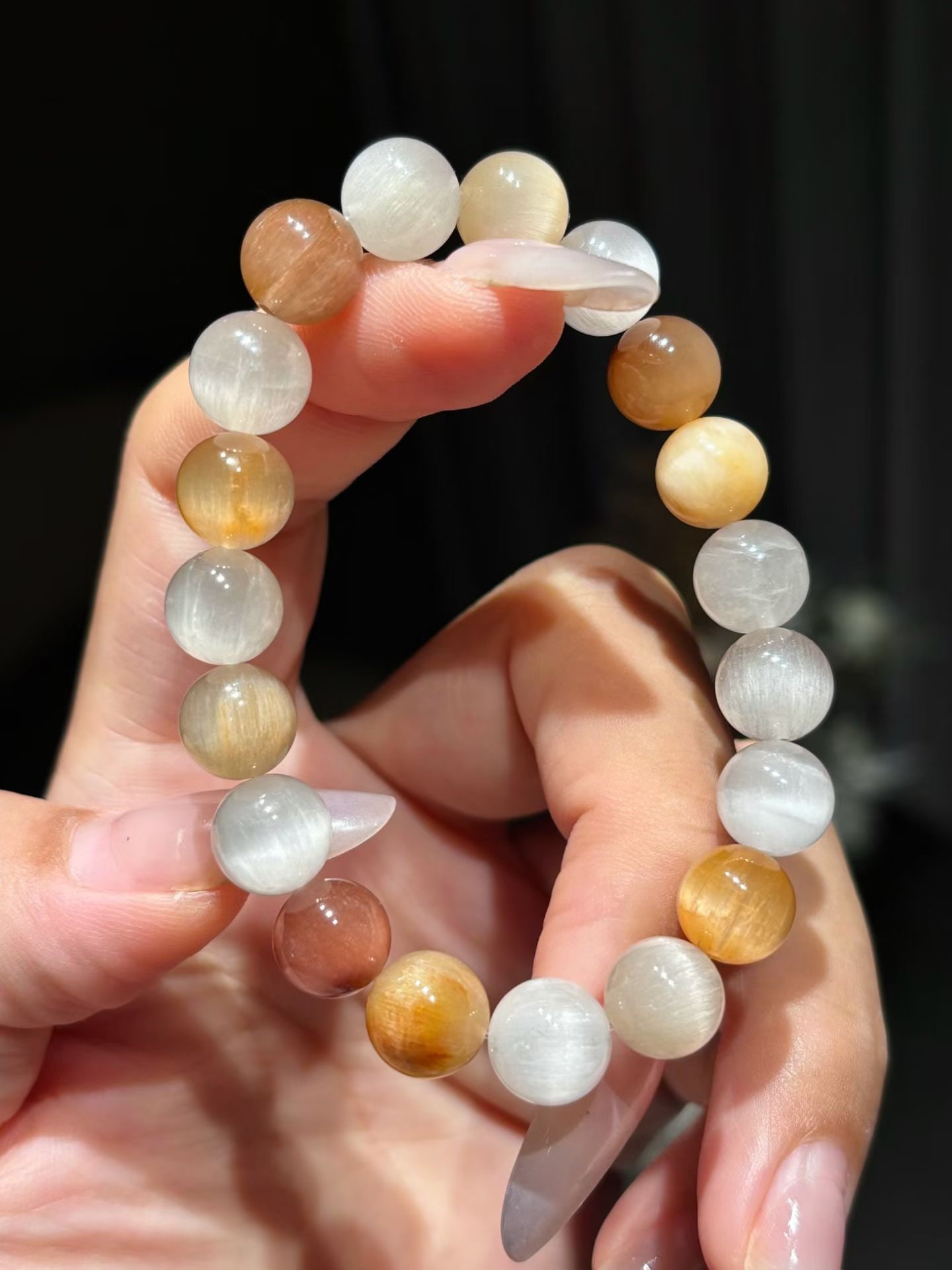 An Exquisite Crystal Bracelets: An Exquisite Crystal Bracelets,Size:9.4mm,Weight:23g 水晶手串