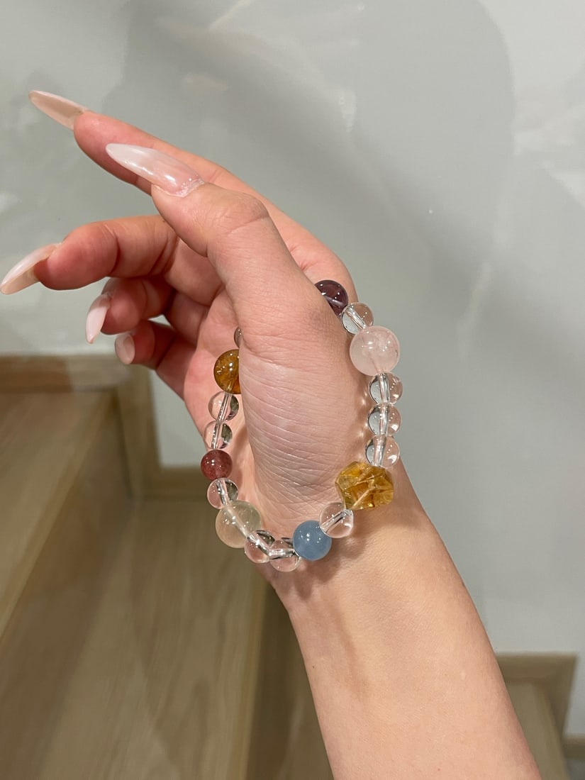 An Exquisite Crystal Bracelets - 5