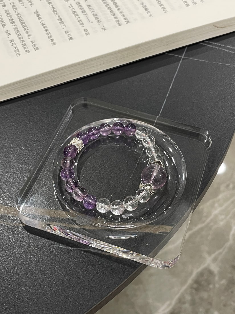 An Exquisite Crystal Bracelets - 13