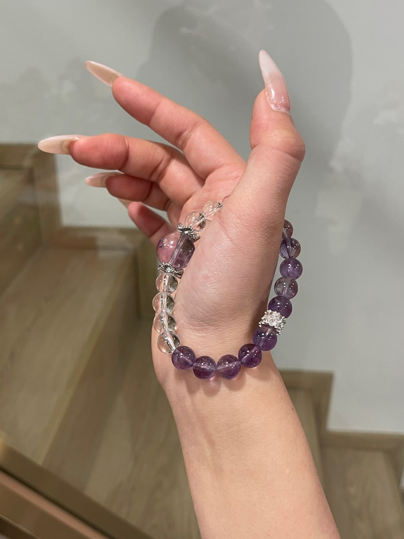 An Exquisite Crystal Bracelets - 5