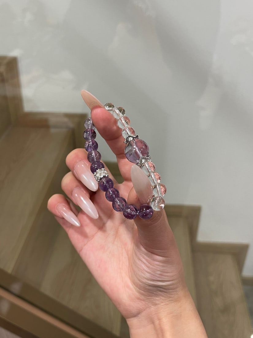An Exquisite Crystal Bracelets - 6
