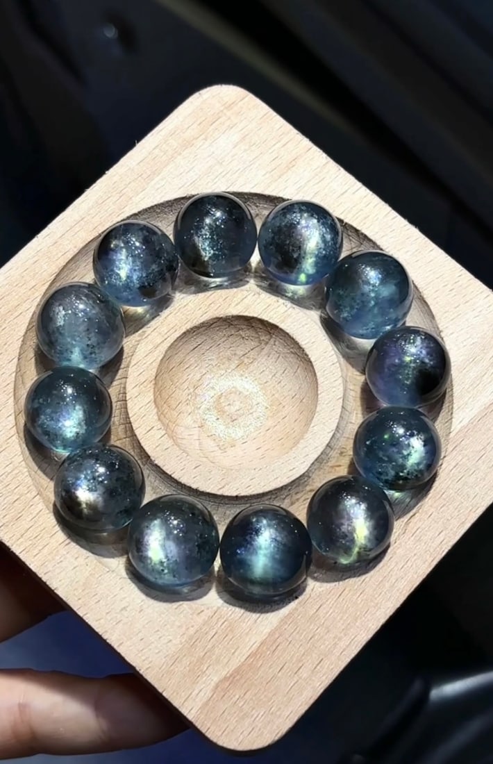 An Exquisite Aquamarine Bracelets - 3