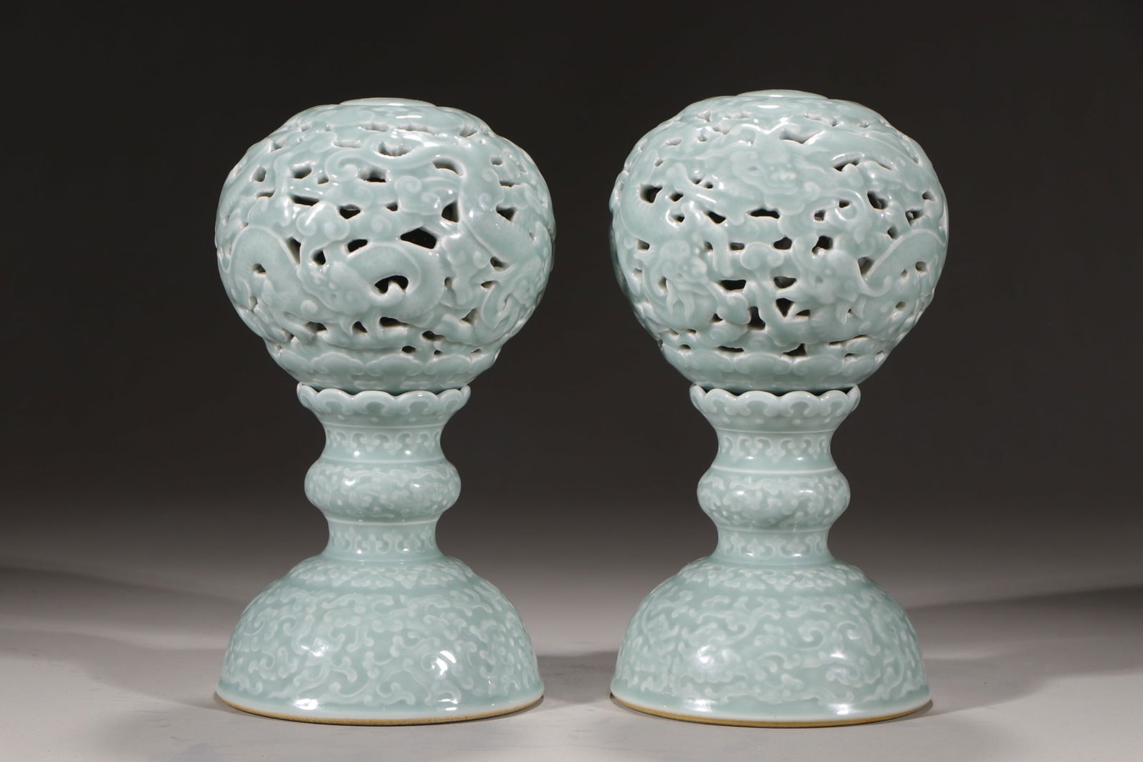 A Pair of Exquisite Celadon Glazed Dragon Pattern Hatstands (1 of 9)