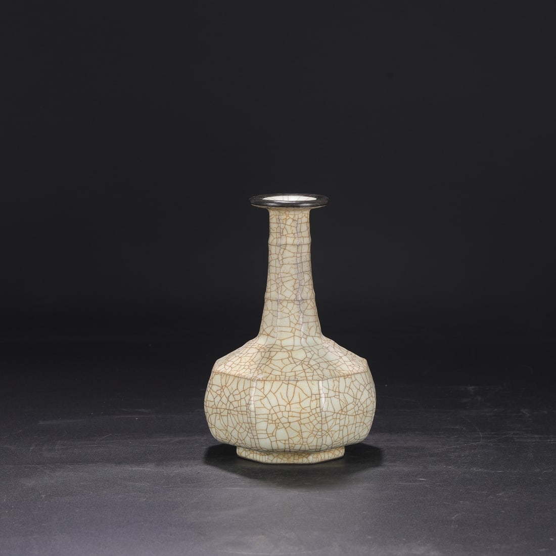 An Exquisite Guan yao Celadon Glazed Cover with Silver Vase,with an Imperial Poem by Emperor: An Exquisite Guan yao Celadon Glazed Cover with Silver Vase,with an Imperial Poem by Emperor Qianlong,Song Dynasty,China,Size:9.3inx5.7in 