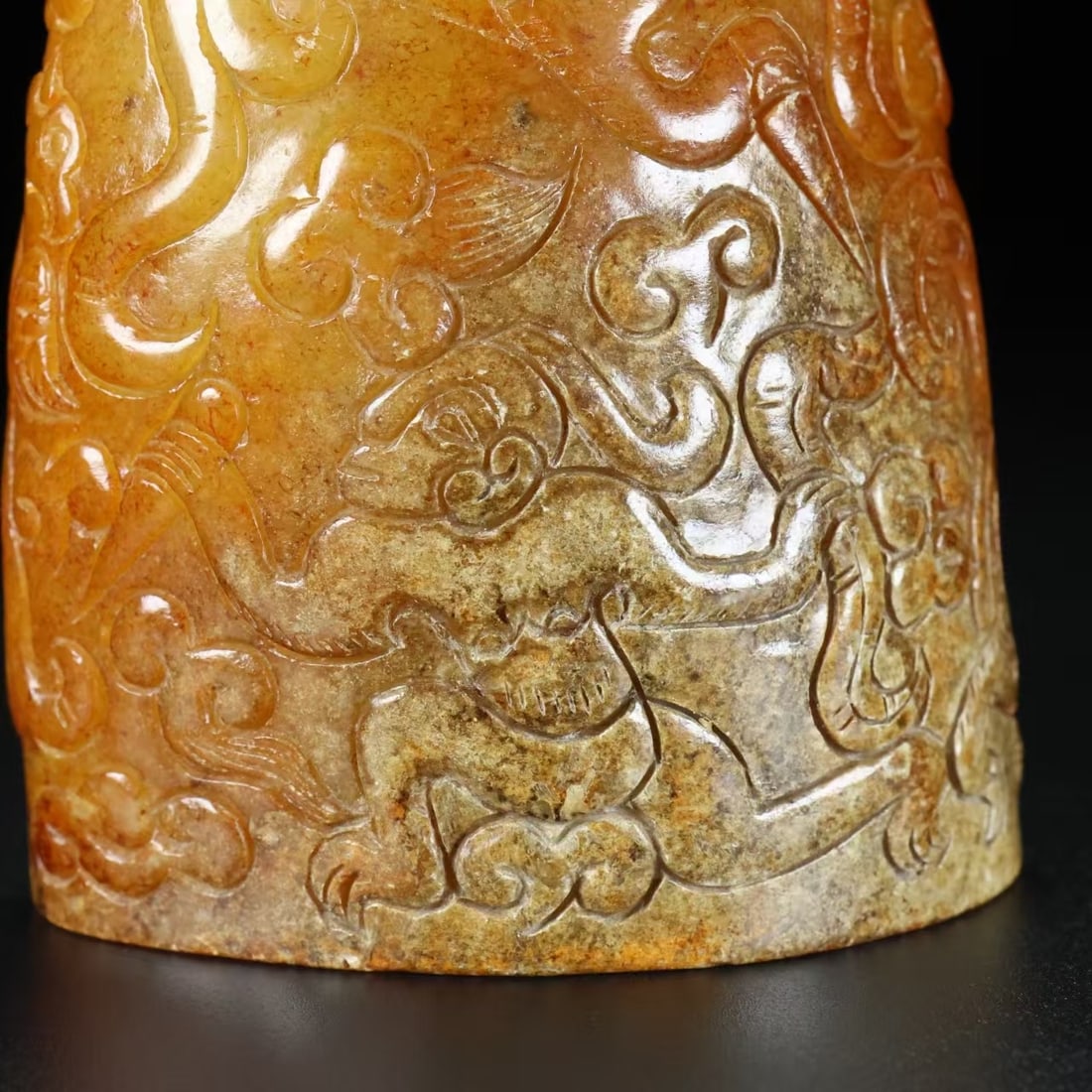 An Exquisite Archaic Jade Figure Pattern Seal - 7
