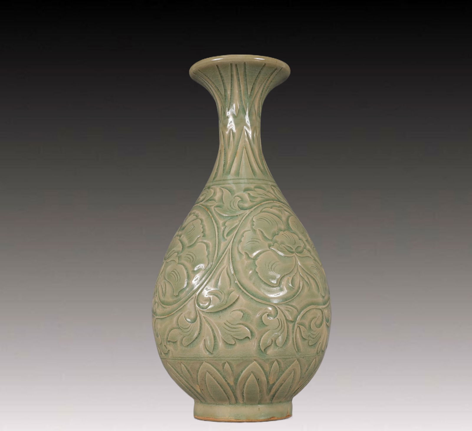 An Exquisite Yaozhou yao Flower Pattern Vase - 4
