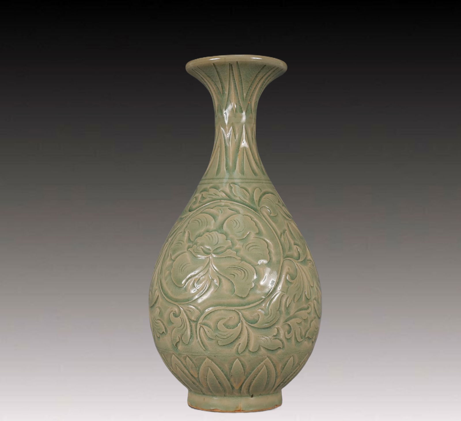 An Exquisite Yaozhou yao Flower Pattern Vase - 5
