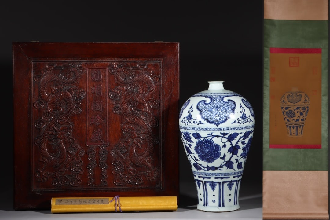 A Huge Blue and White Lotus Pattern Vase,with Chinese Vertical Scroll Ink Painting on Silk: A Huge Blue and White Lotus Pattern Vase,with Chinese Vertical Scroll Ink Painting on Silk,Yuan Dynasty,China,Size:16.9inx9.3in,(Silk)22.4inx12.8in 