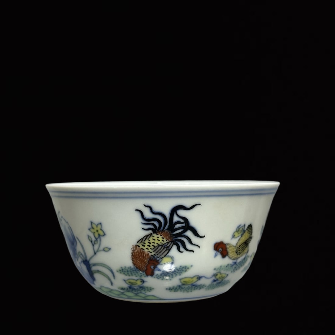 A Pair of Exquisite Doucai Rooster Pattern Cups - 3