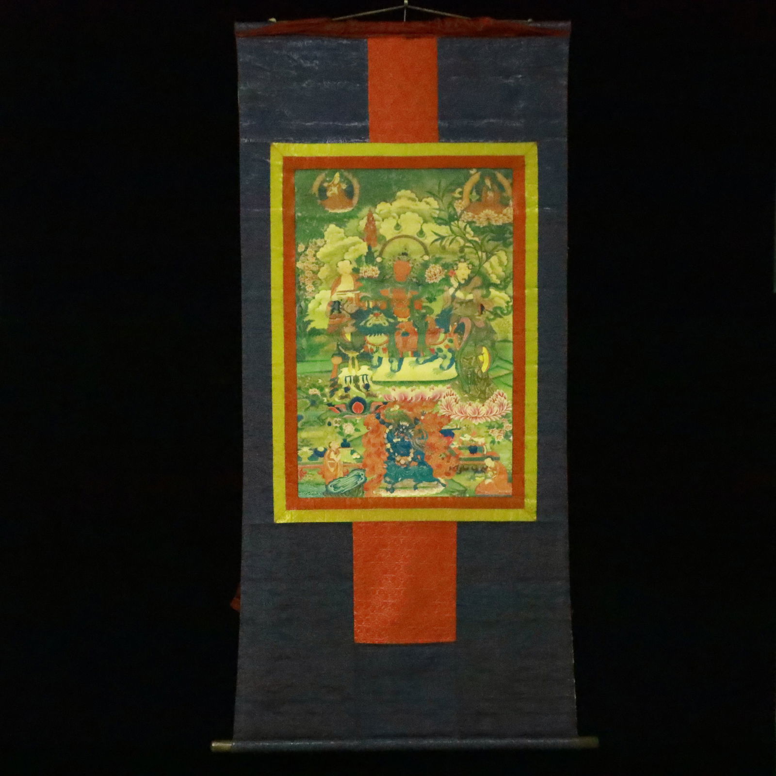 A Rare Brocade Painted Color Statue of Amitayus Tangka: A Rare Brocade Painted Color Statue of Amitayus Tangka,Qing Dynasty, China,Size:29.9inx67.3in 