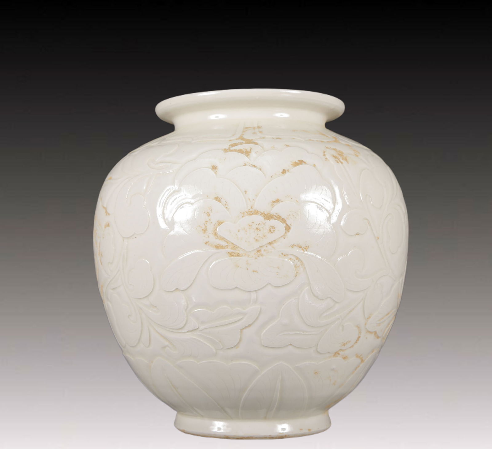 An Exquisite Ding yao Flower and Bird Pattern Jar - 3