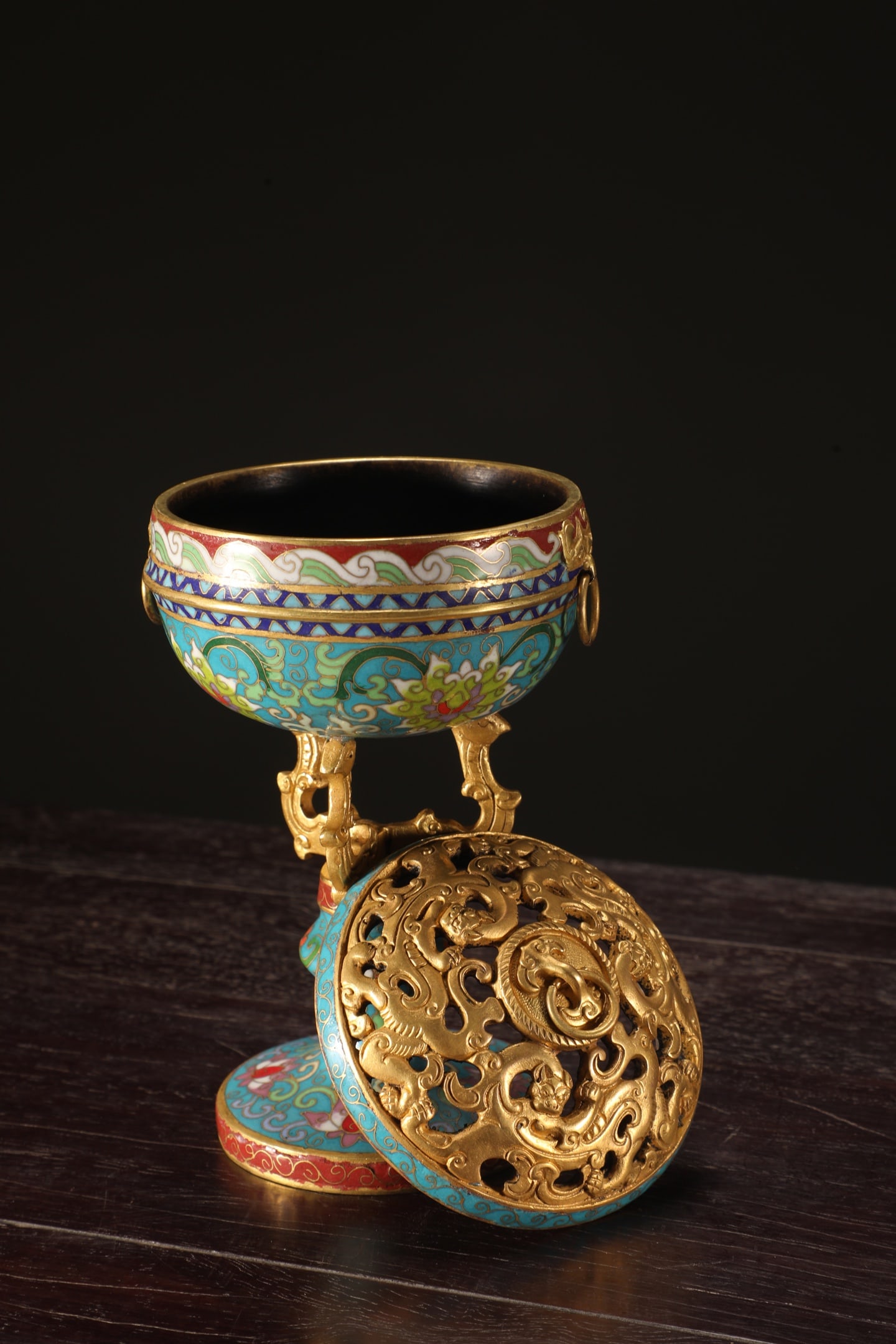An Exquisite Cloisonne Lotus Pattern Hat Stand - 4