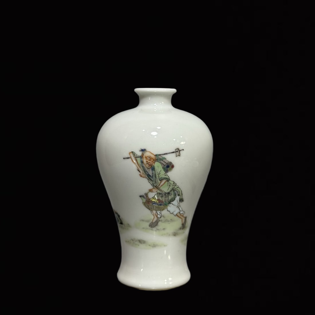 An Exquisite Famille-Rose Figure Pattern Vase (1 of 9)
