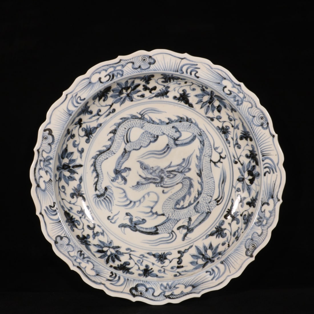 An Exquisite Blue and White Lotus and Dragon Pattern Plate (1 of 9)