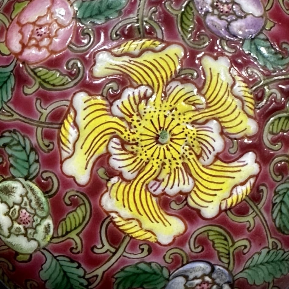 An Exquisite Ruby Red Glazed Flower Pattern Box - 2