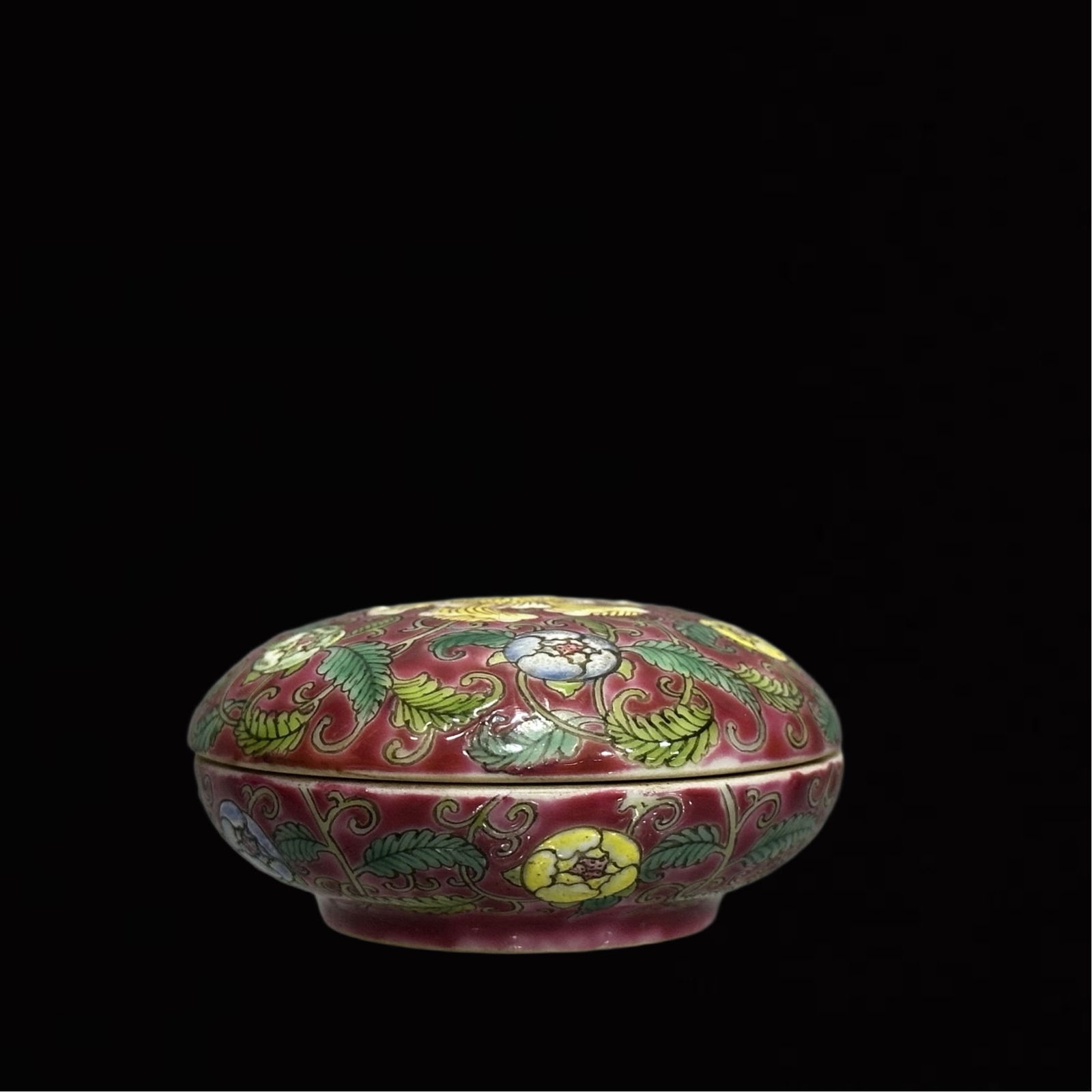 An Exquisite Ruby Red Glazed Flower Pattern Box - 3