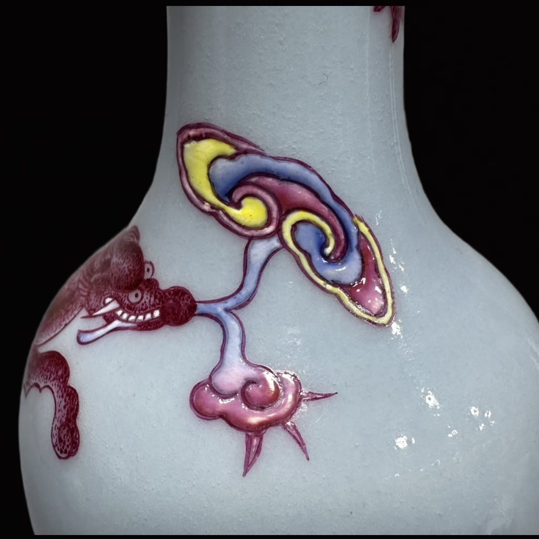 An Exquisite Ruby Red Glazed Dragon Pattern Vase - 8