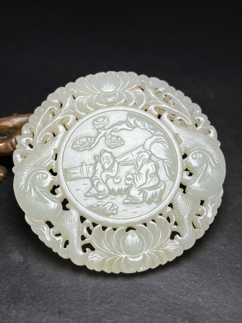 An Exquisite White Jade Figure and Story Pattern Pendant,with Poem: An Exquisite White Jade Figure and Story Pattern Pendant,with Poem,Qing Dynasty,China,Size:2.8inx0.2in,Weight:56g 