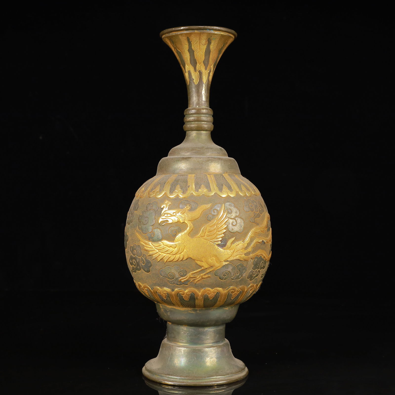 An Exquisite Gilt Silver Phoenix Pattern Vase - 6